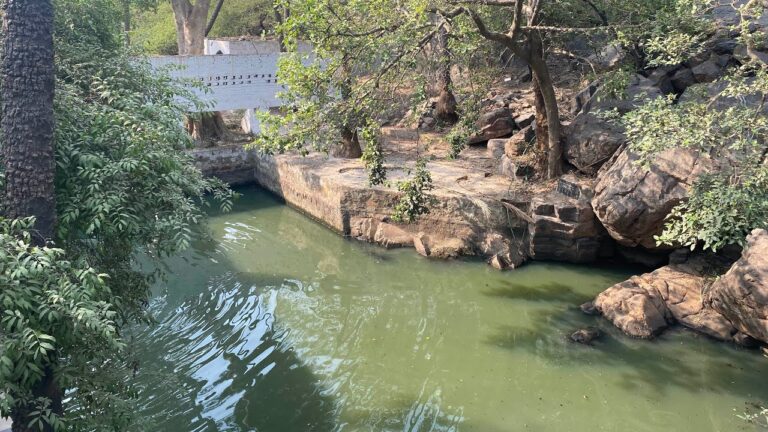 A Visit To Parson Temple Faridabad – Shanti aur Bhakti Ka Anubhav